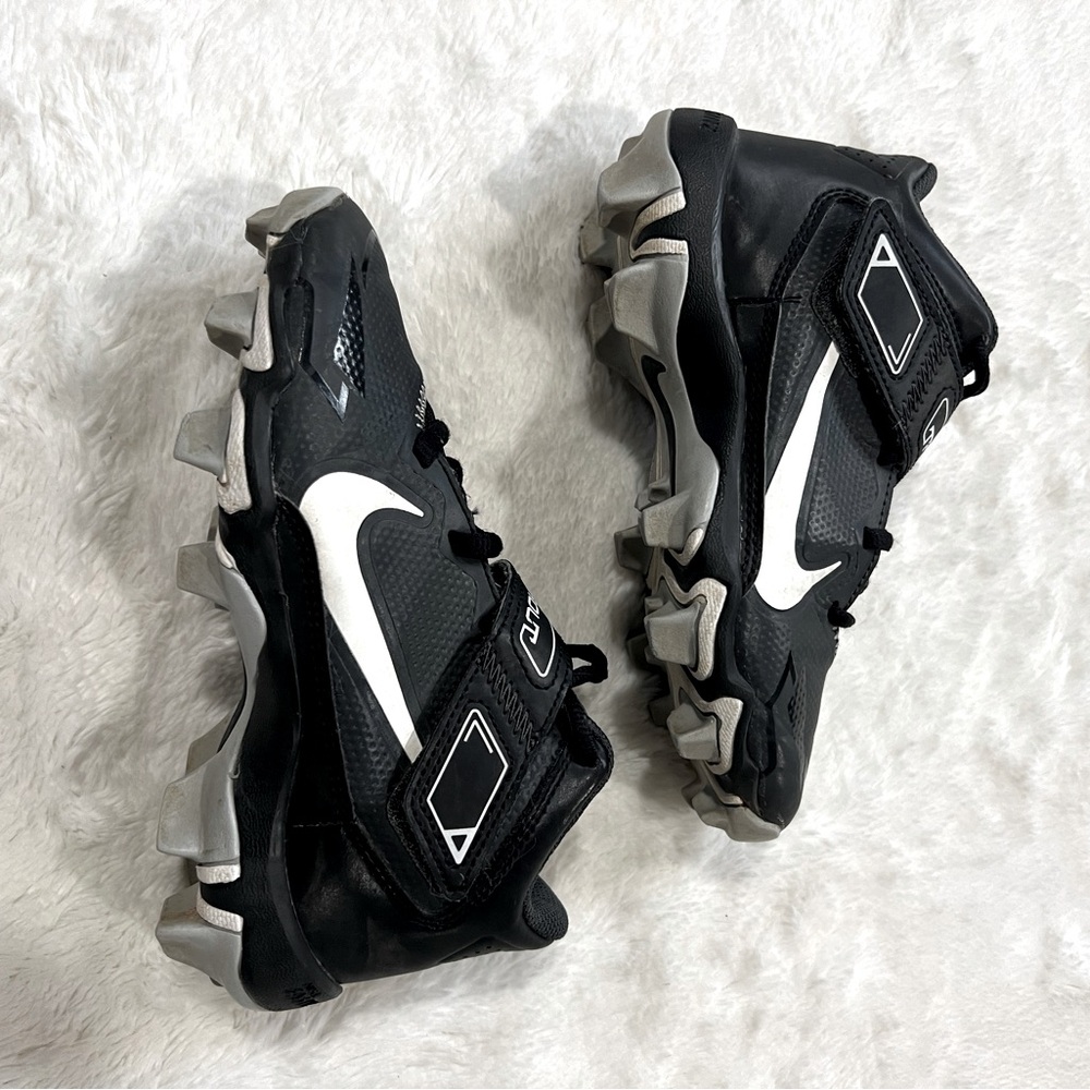 Nike Trout baseball cleats, boys size 1